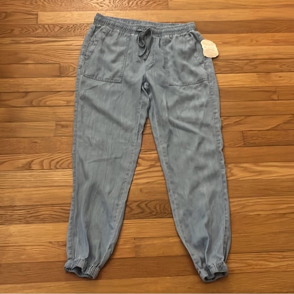 Altar’d State Joggers Chambray Tencel Jean Jogger Pants - Picture 11 of 12
